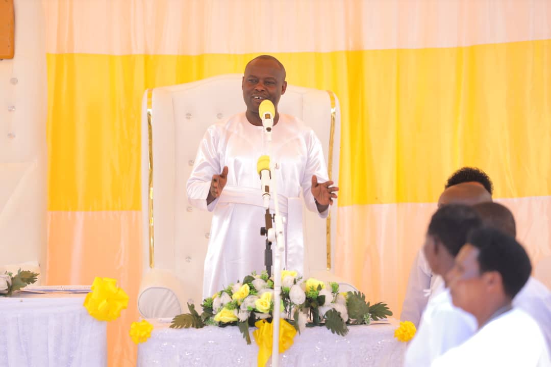 Omukama Ruhanga Owobusobozi Bisaka